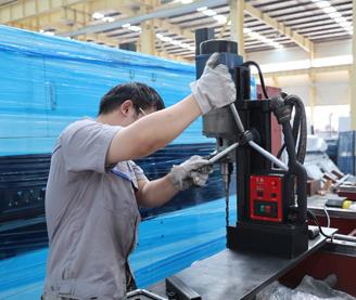 Rapid fault response for steel cabinet line